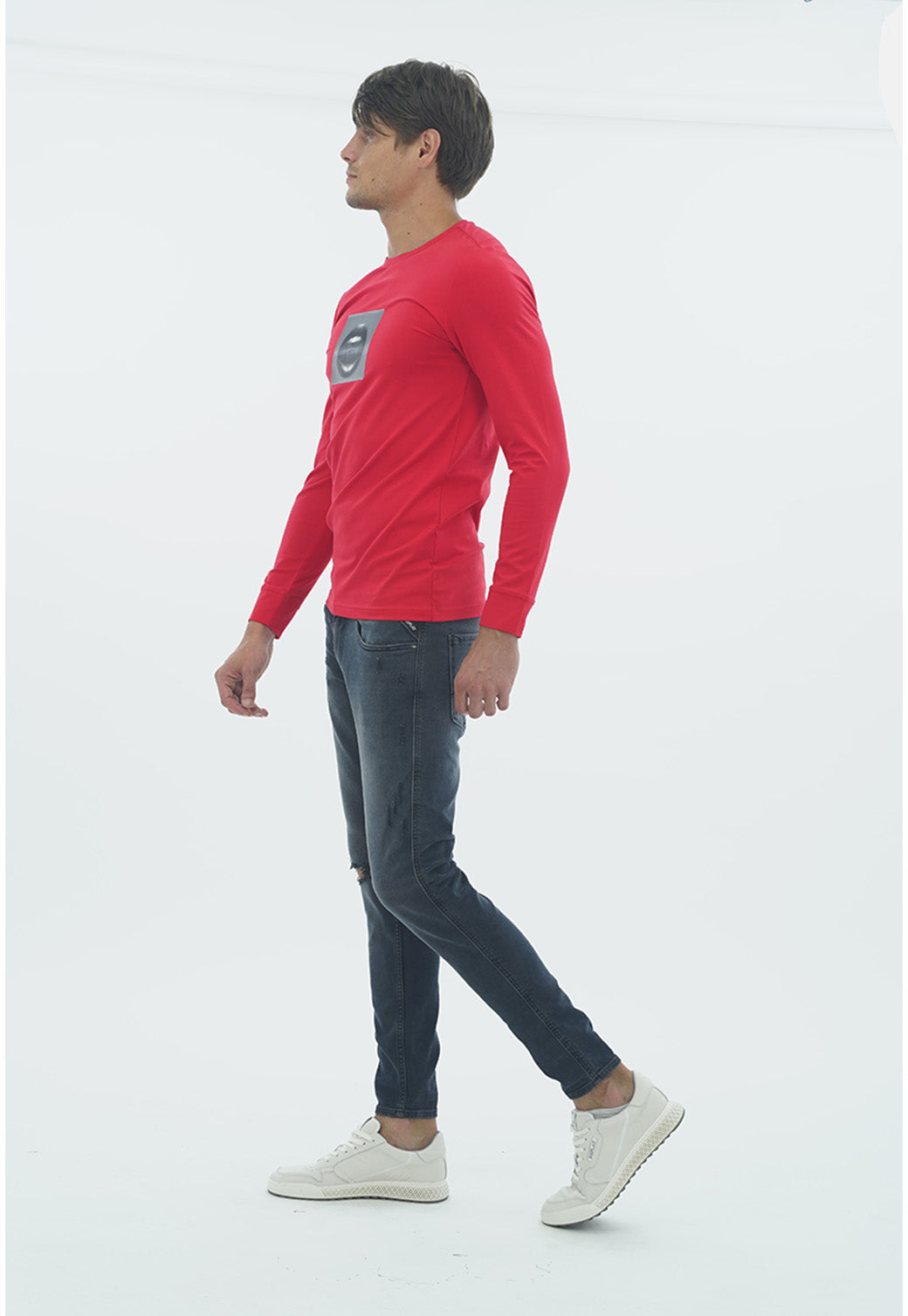 טי-שירט לגברים בצבע אדום עם הדפס גרפי