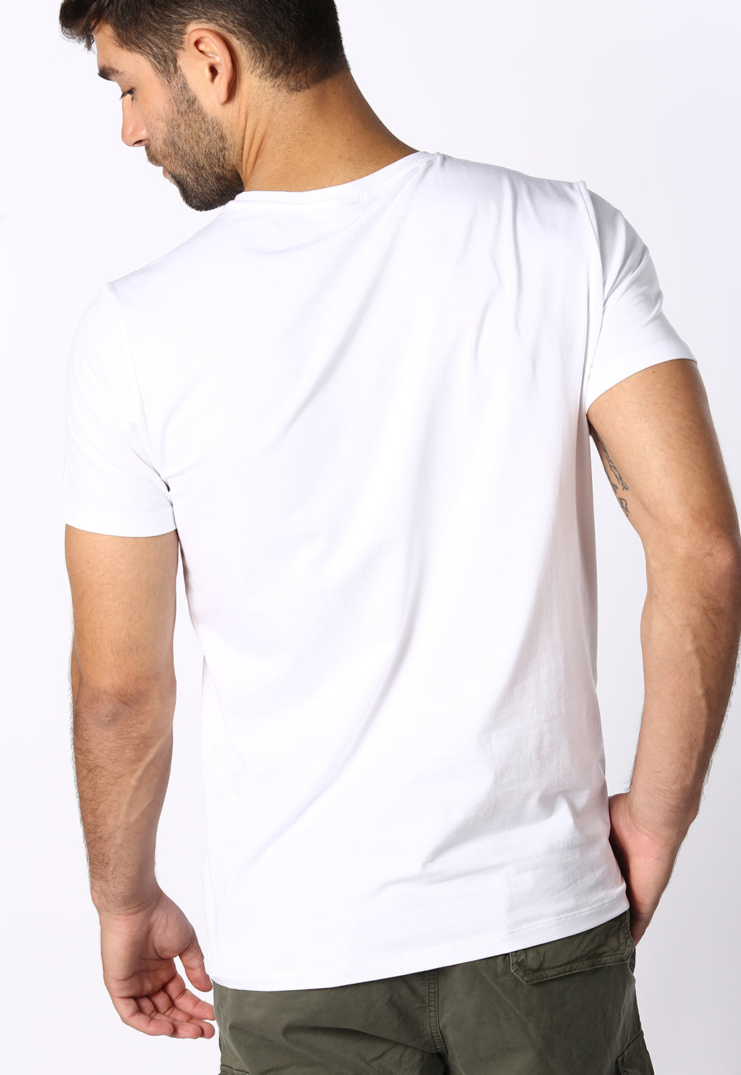 טי שירט בייסיק מפתח עגול גברים