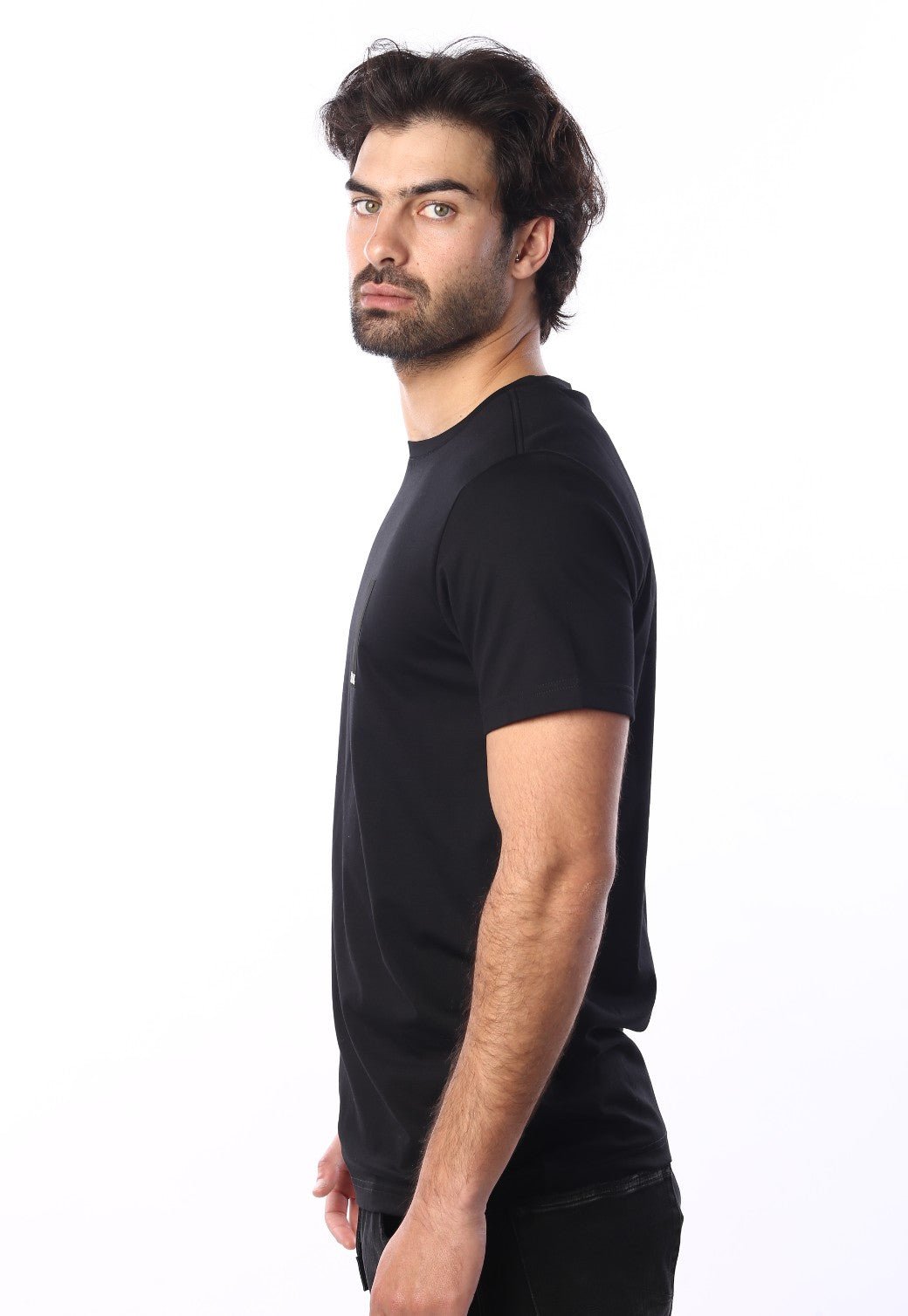 טי שירט קצרה עם הדפס לוגו בכיס והדפס R בגב | גברים BLACK / L