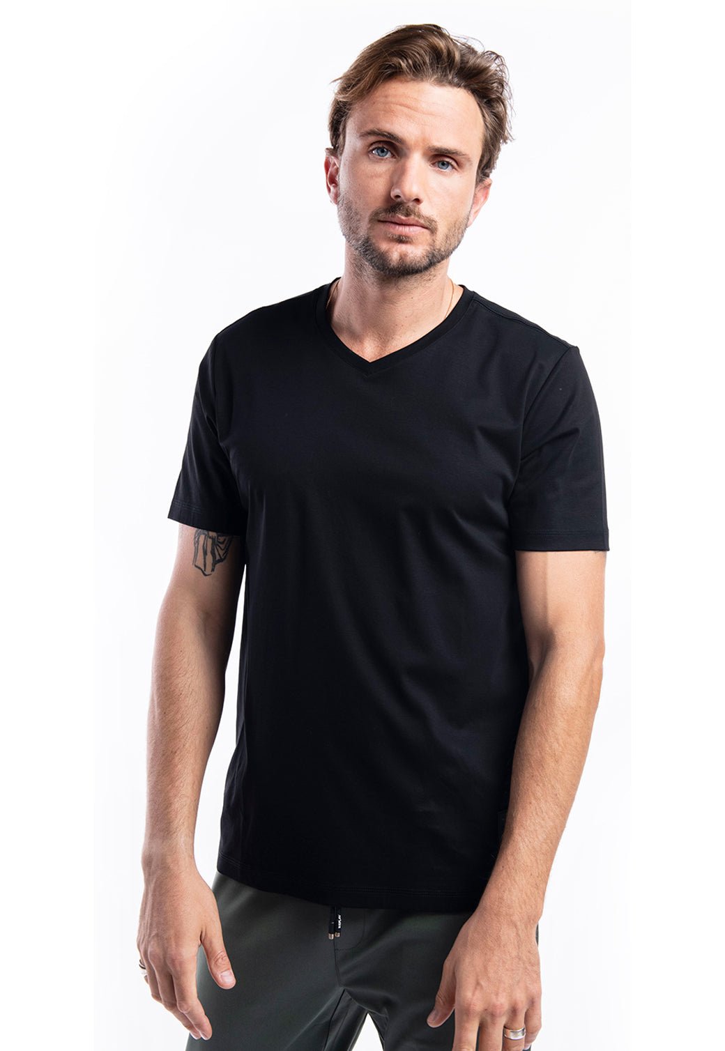 טי שירט וי | גברים BLUE / L