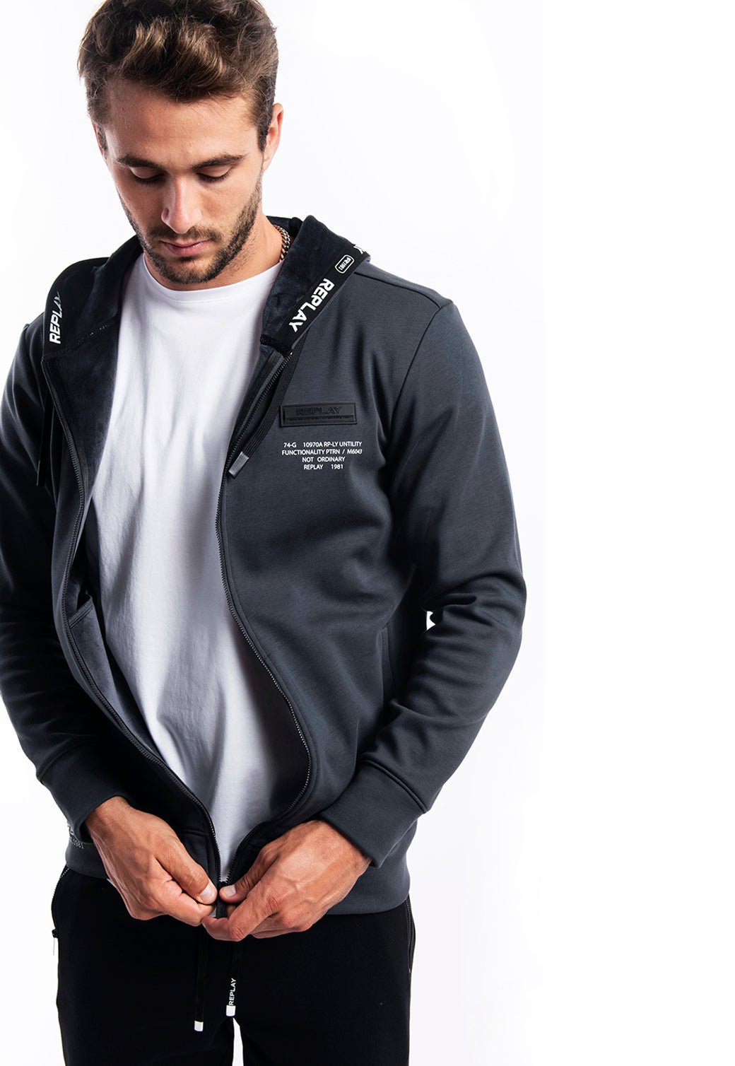 סווטשירט קפוצ׳ון | גברים BLACK / L