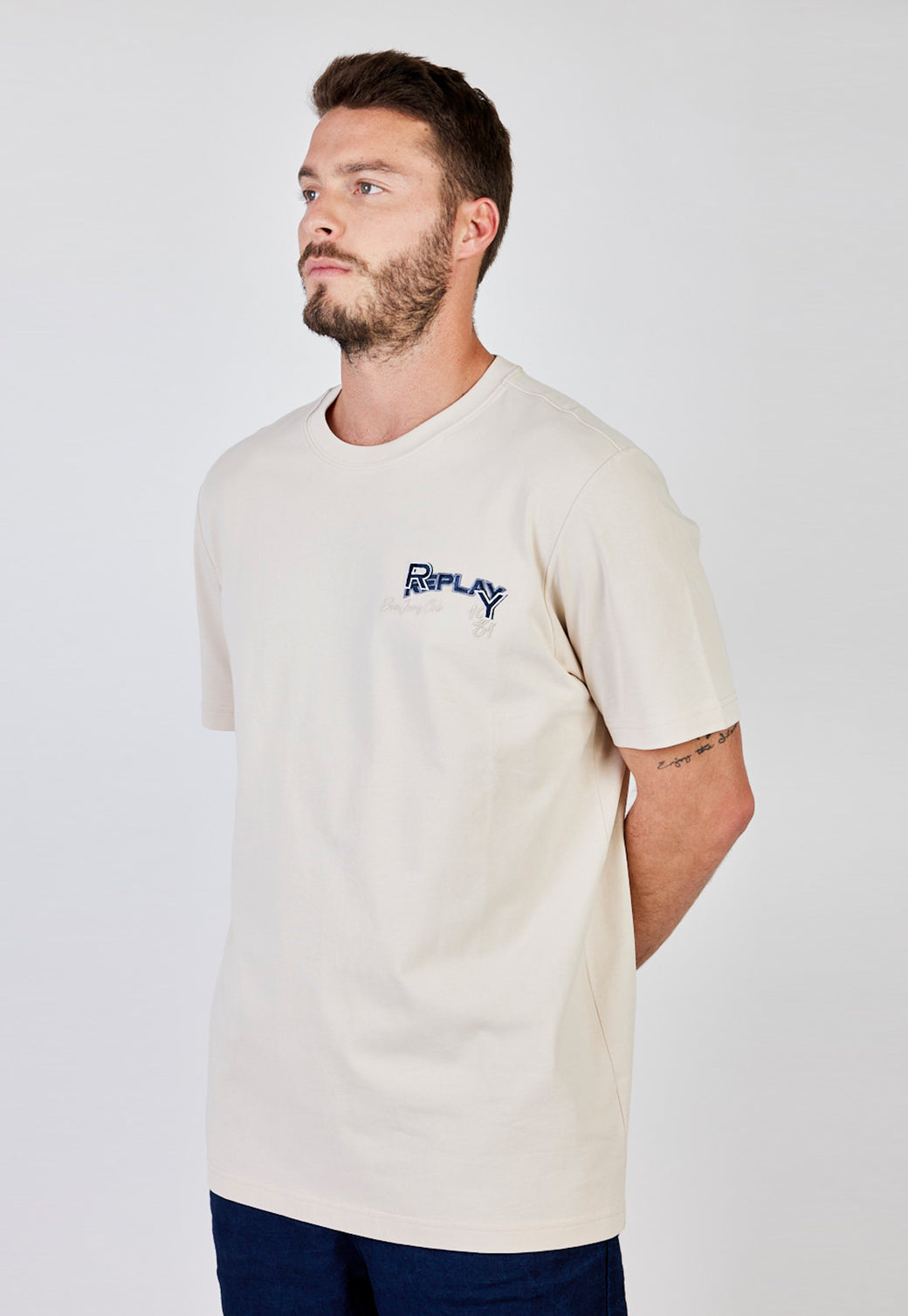 טי שירט קצרה לוגו בגב גברים