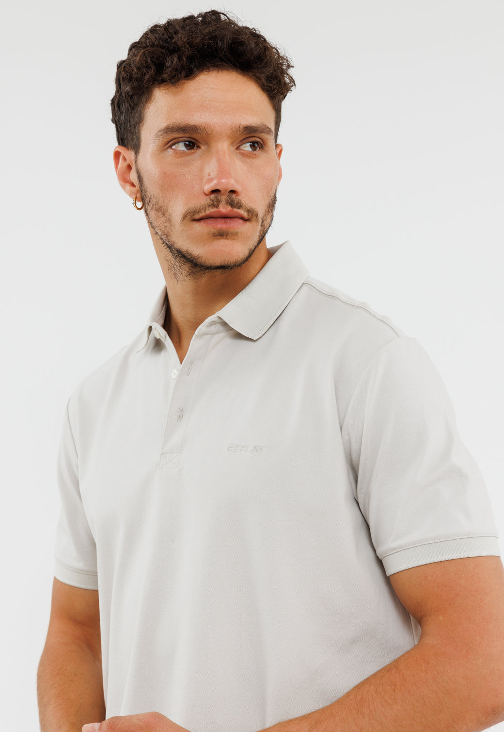 חולצת פולו קצרה מבד פיקה לגברים בצבע אפור