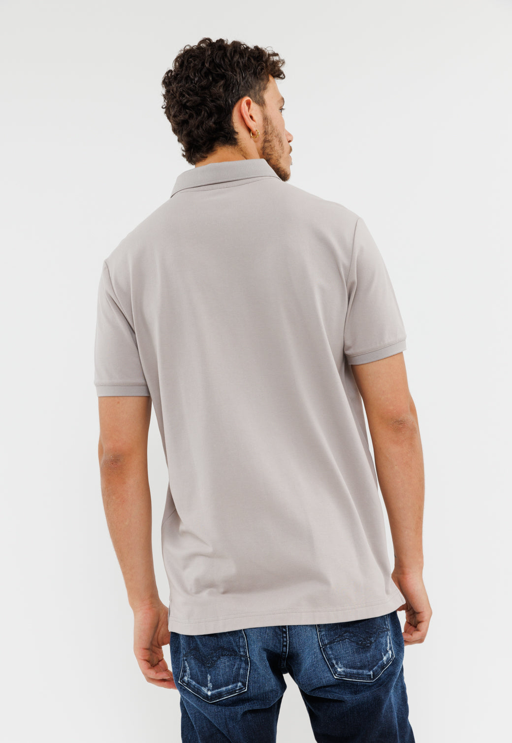 חולצת פולו פיקה לגברים בצבע חום