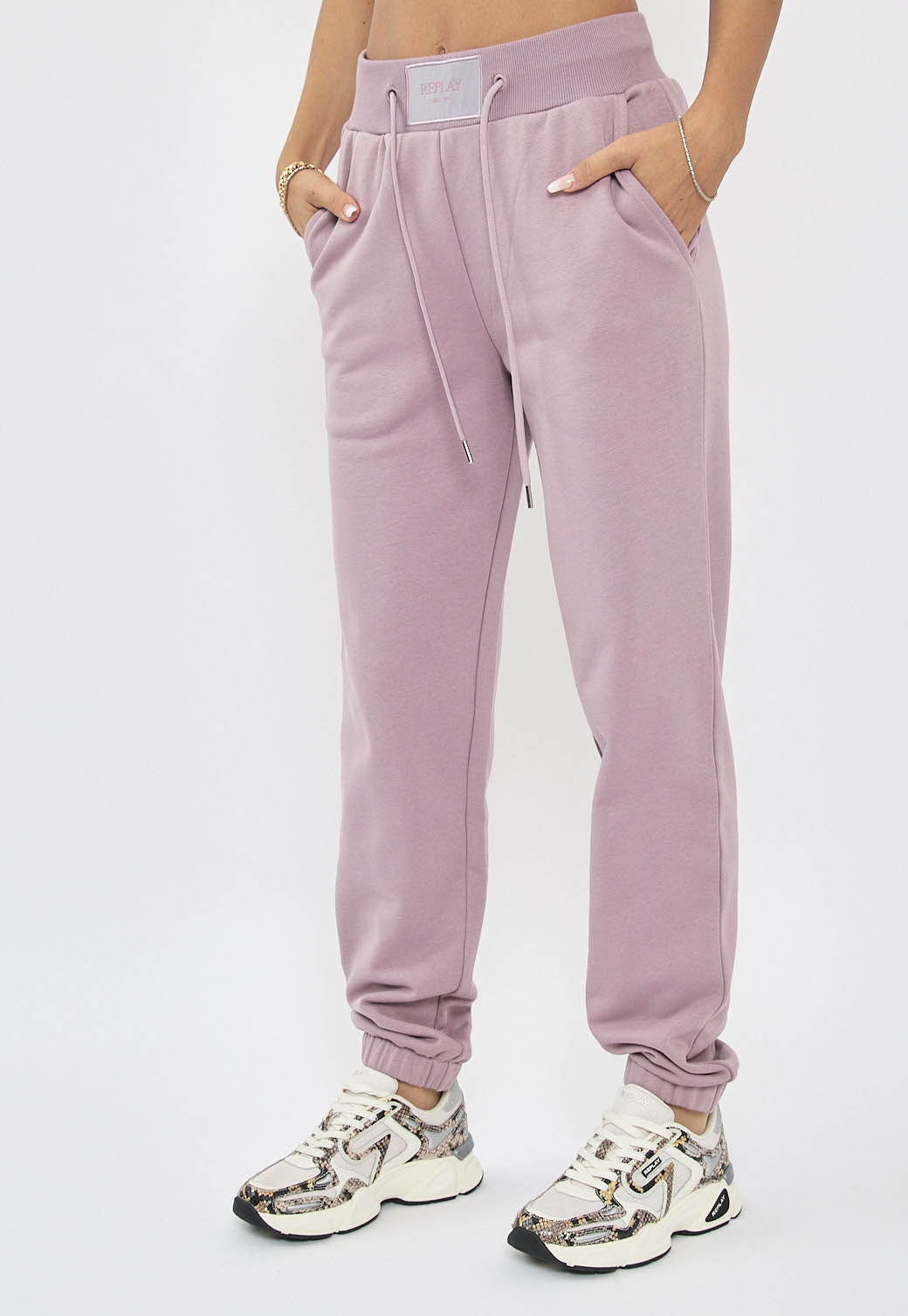 מכנסי טרנינג לנשים בצבע סגול בהיר