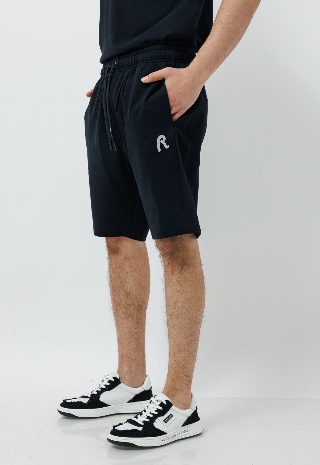 חליפת 2 חלקים טרי קצרה לגברים בצבע שחור