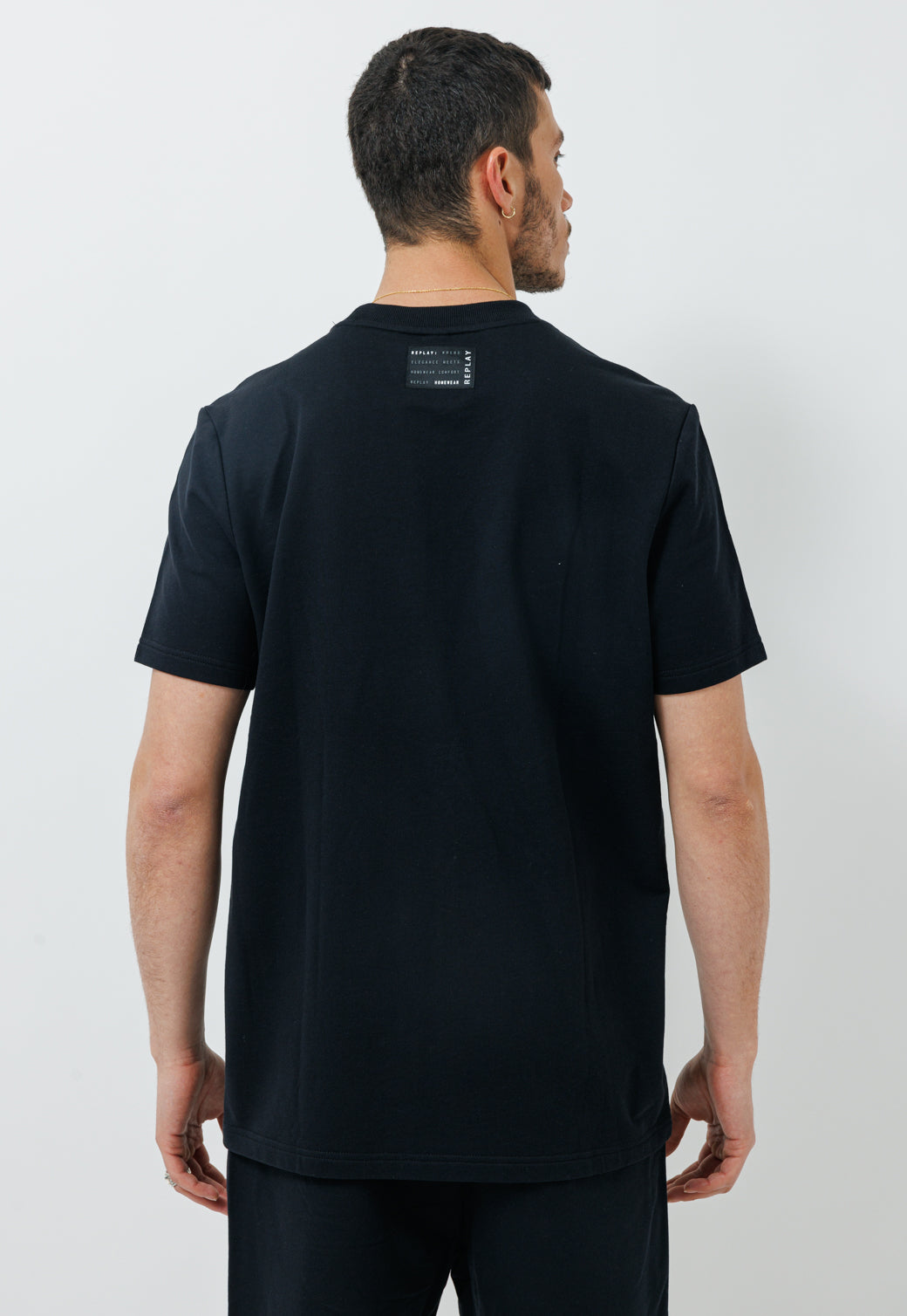 חליפת טרנינג קצרה 2 חלקים בצבע שחור