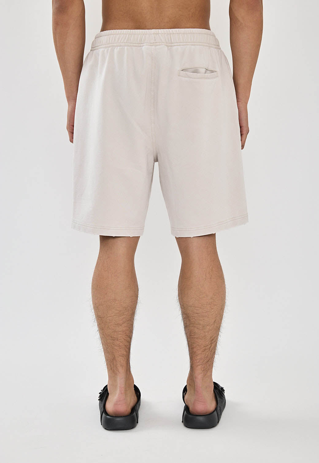 מכנסיים קצרים לגברים מבד טרי בצבע אבן