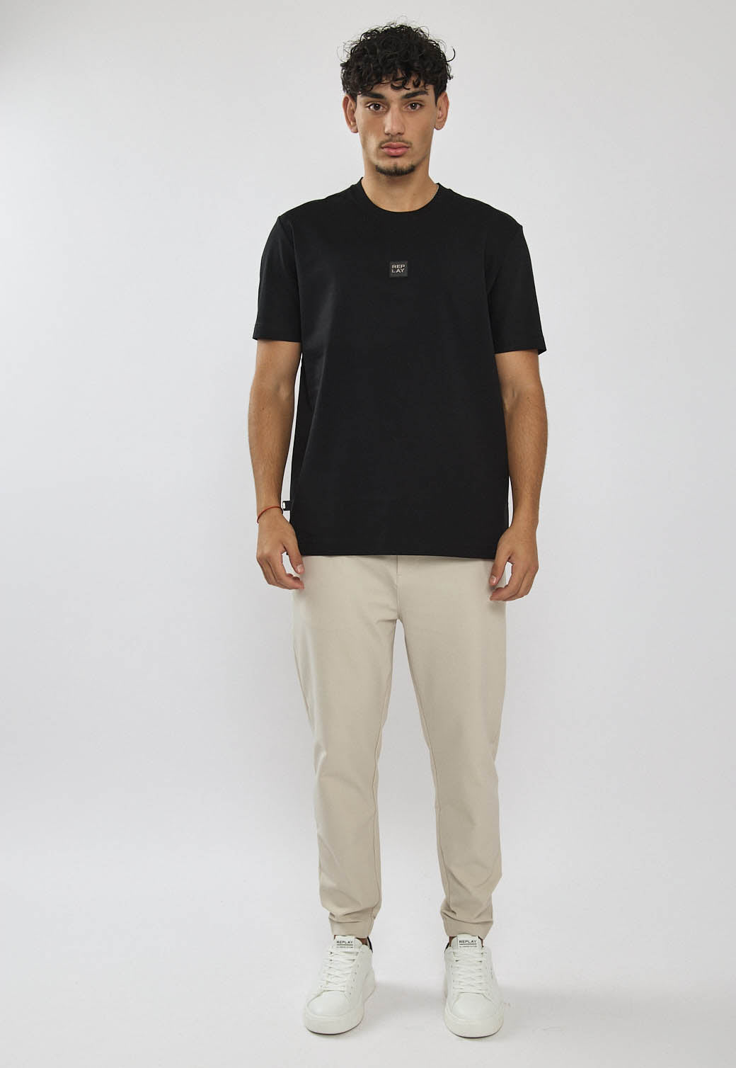 טי-שירט מרסרייז לגברים בצבע שחור