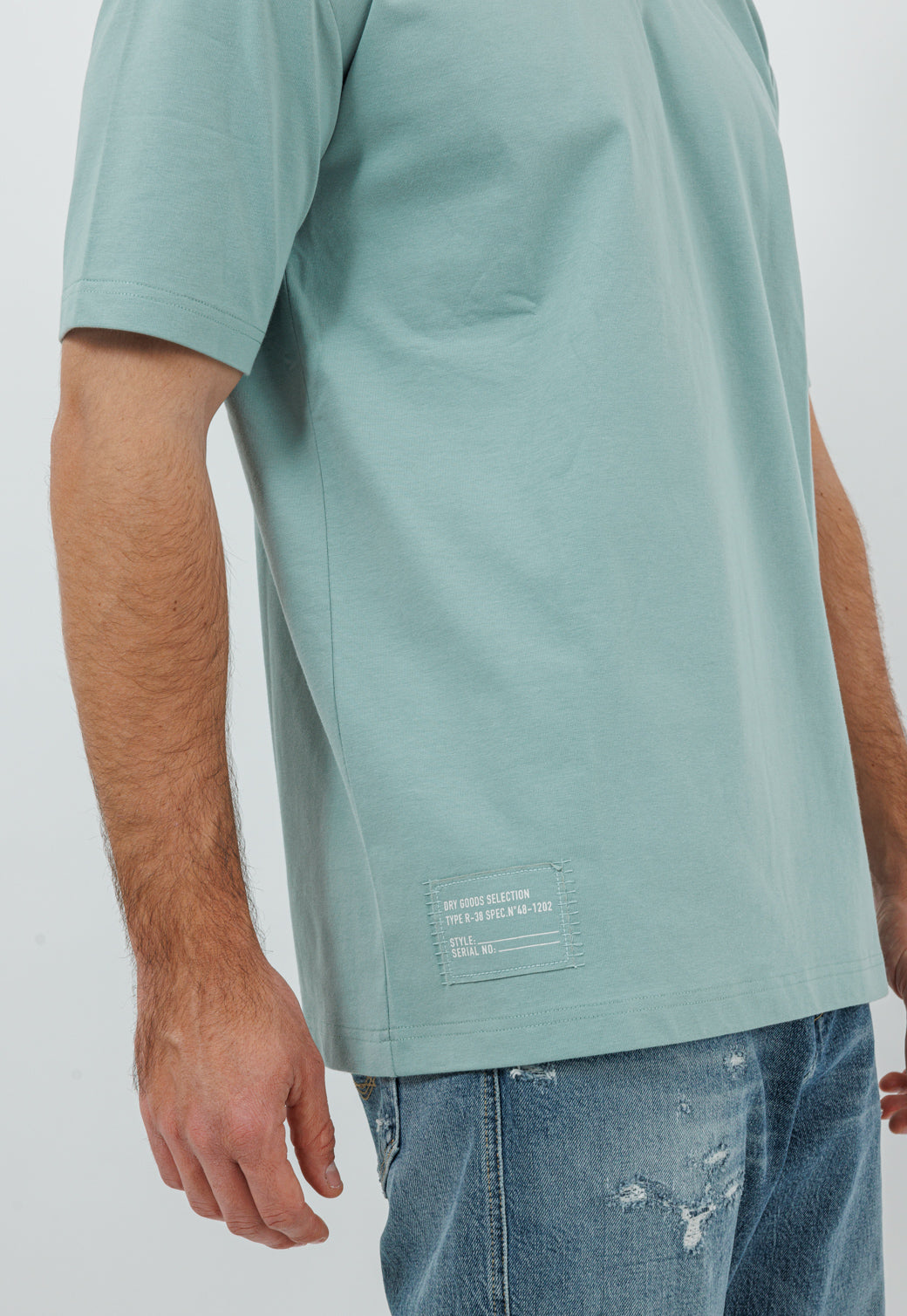 חולצת טי שירט בצבע ירוק