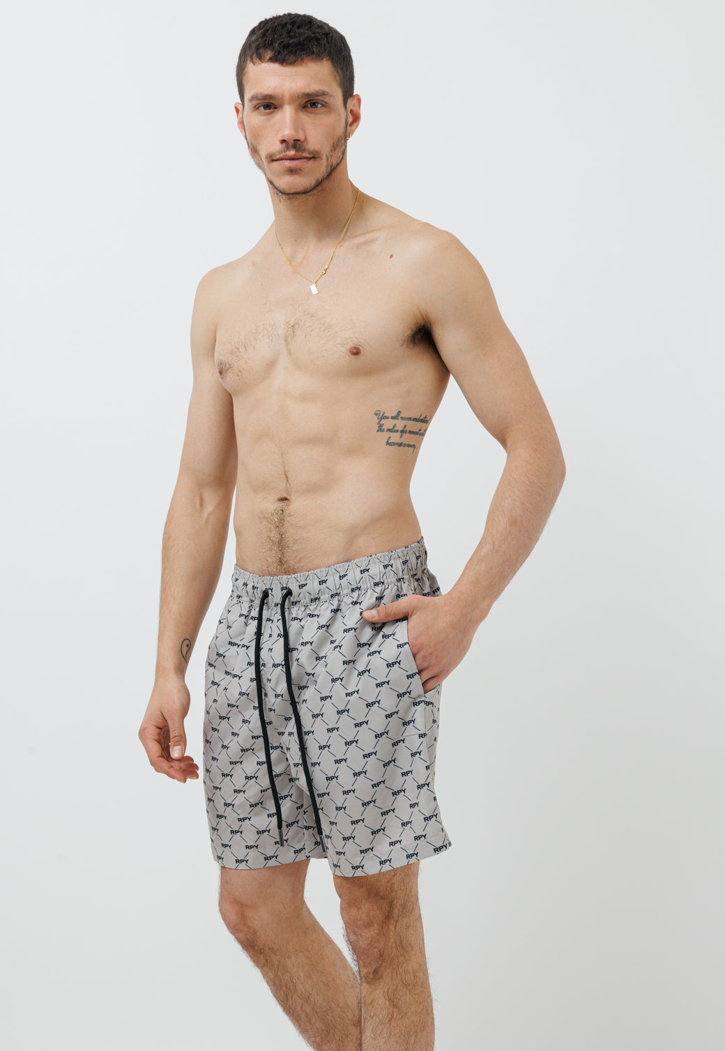 בגד ים לגברים בצבע אבן עם הדפס