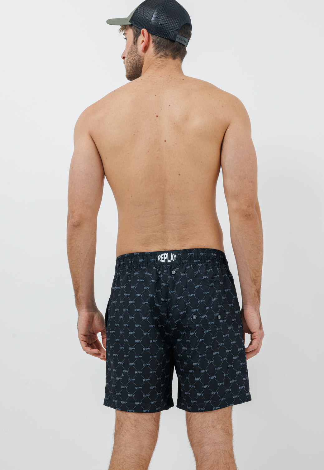 בגד ים לגברים בצבע שחור עם הדפס