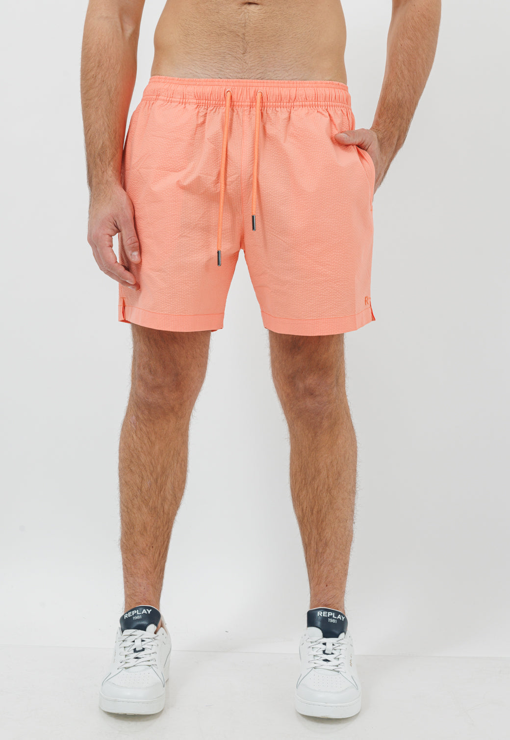 בגד ים לגברים בצבע ורוד אפרסק