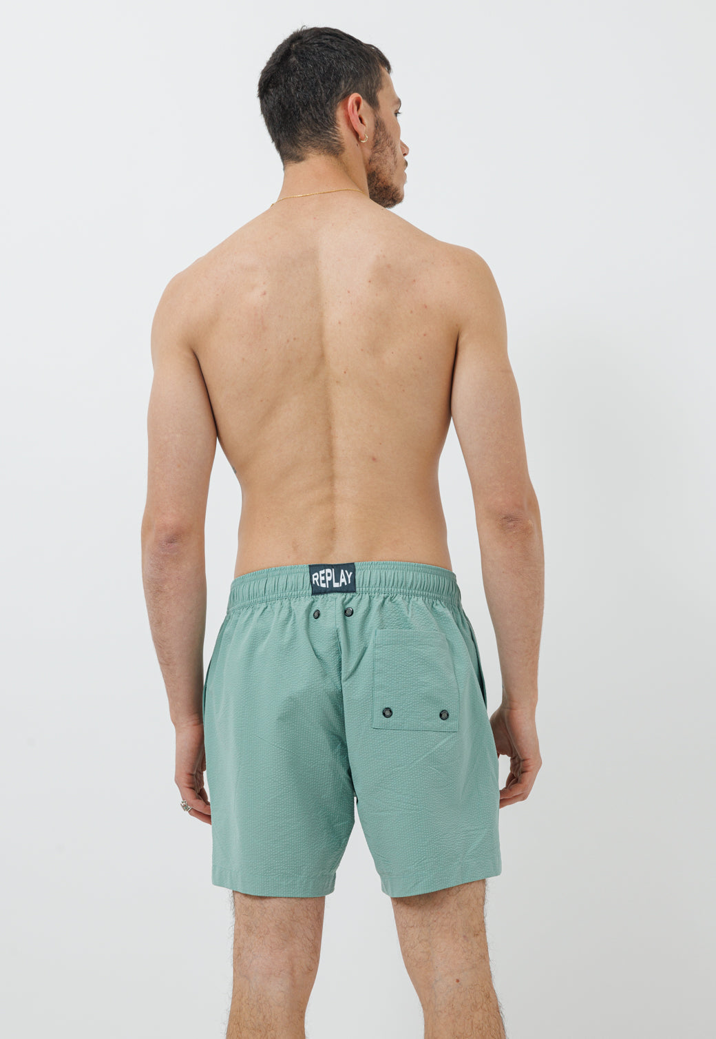 בגד ים לגברים בצבע ירוק בהיר