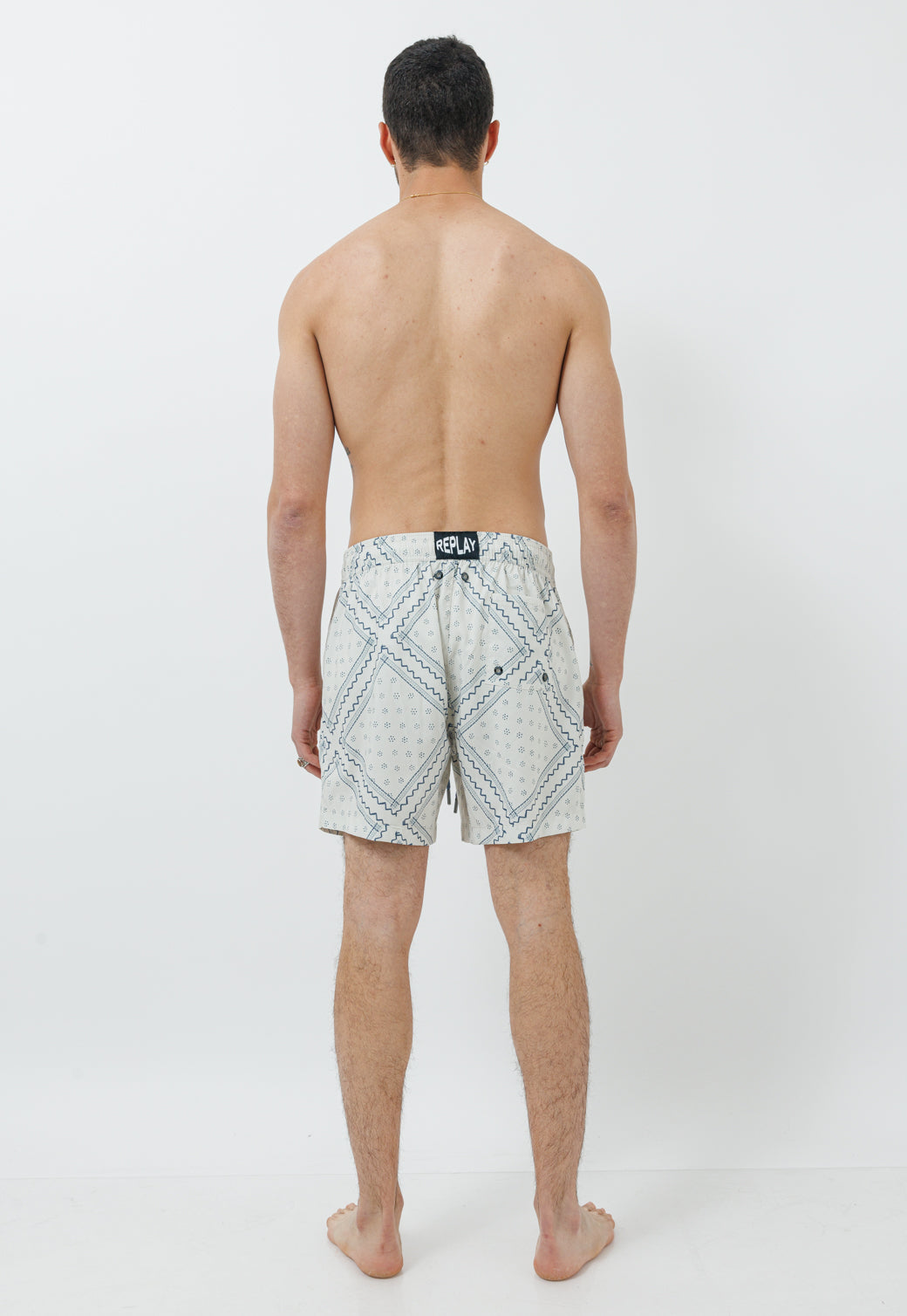 בגד ים קצר לגברים בצבע חול עם הדפס