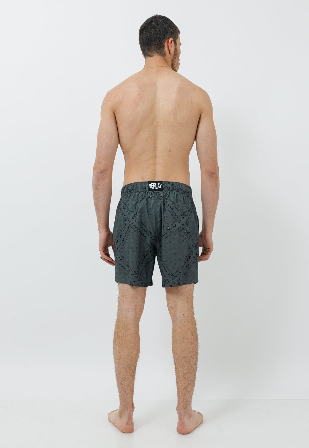 בגד ים לגברים בצבע אפור כהה