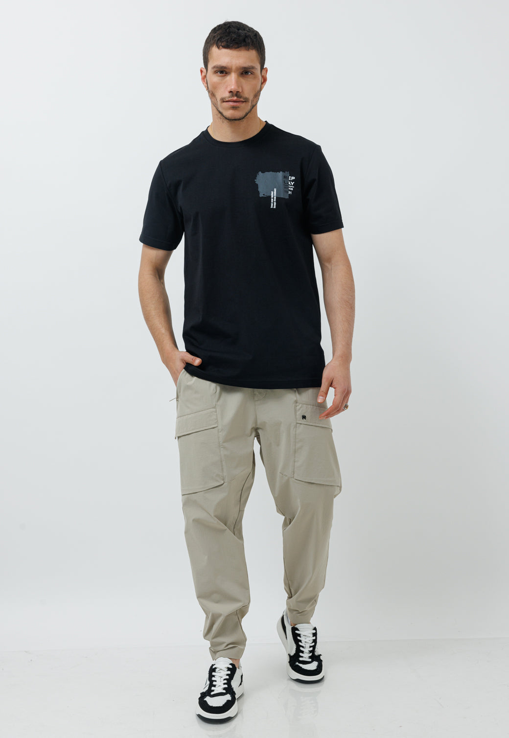 מכנסיים ארוכים לגברים בצבע בז'