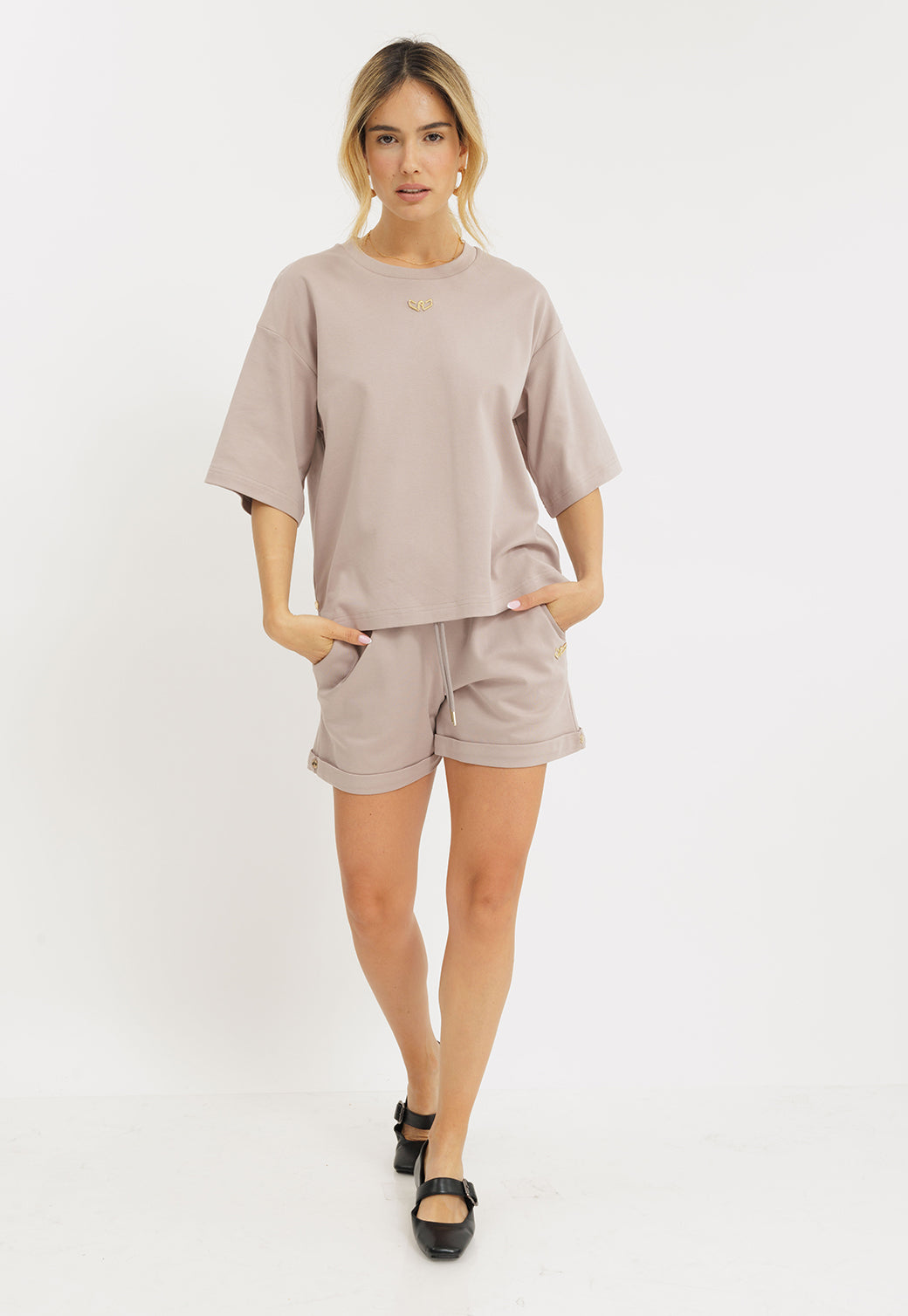 טי שירט לנשים בגזרת אוברסייז