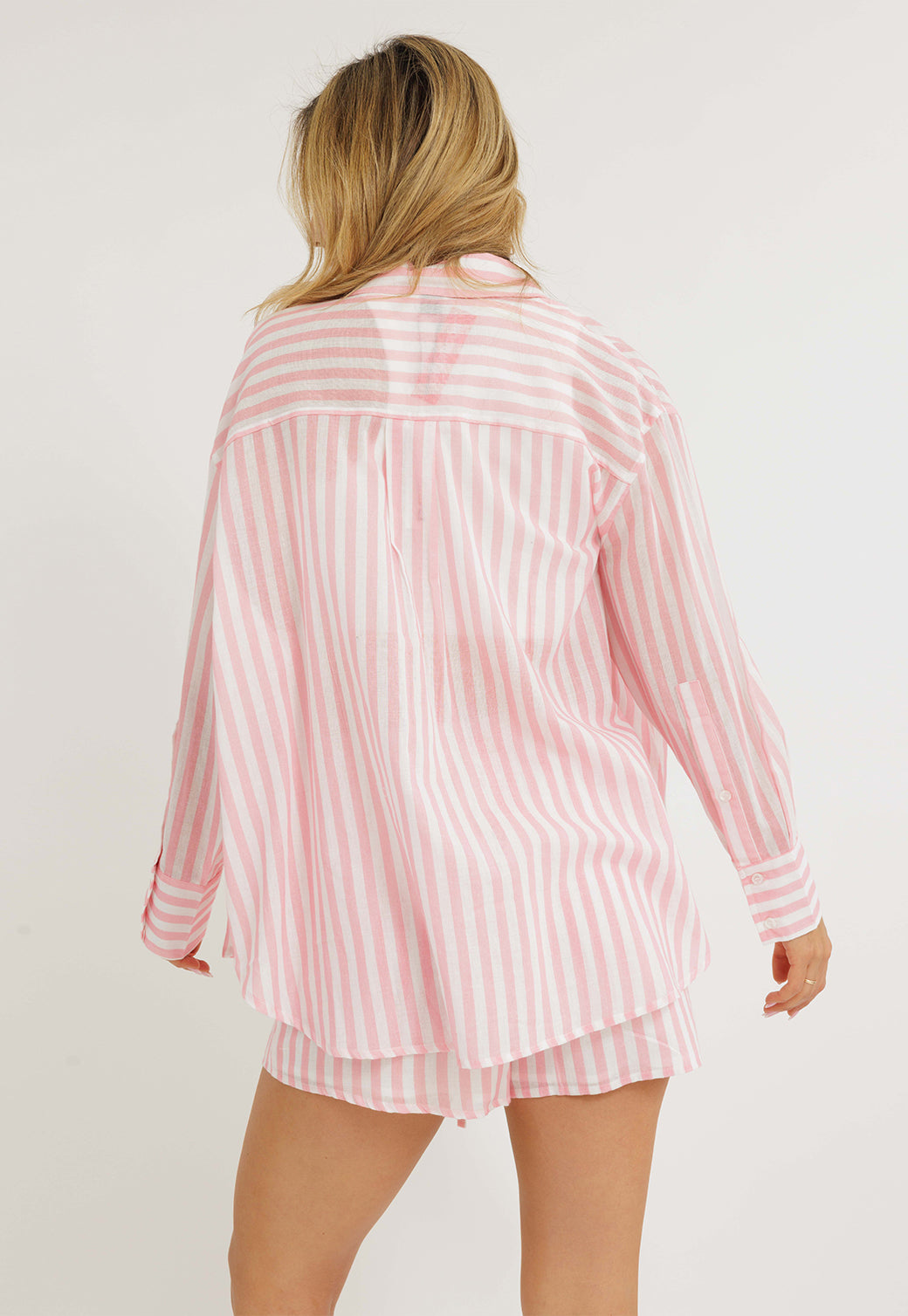 חולצת מכופתרת ארוכה פסים ורוד/לבן