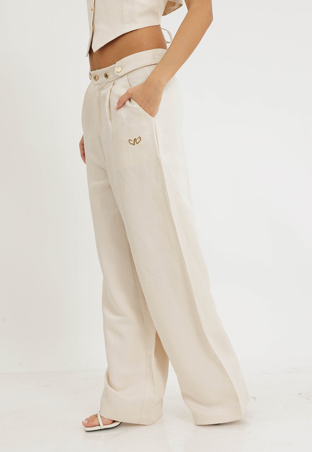 מכנסיים ארוכים לנשים בצבע בז'