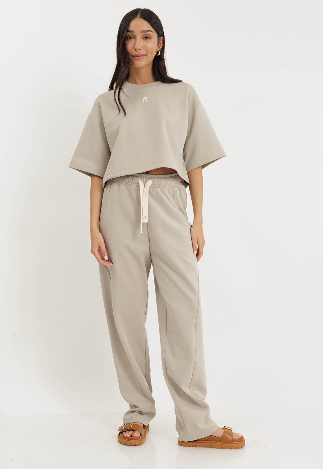 מכנסיים ארוכים לנשים בצבע חום