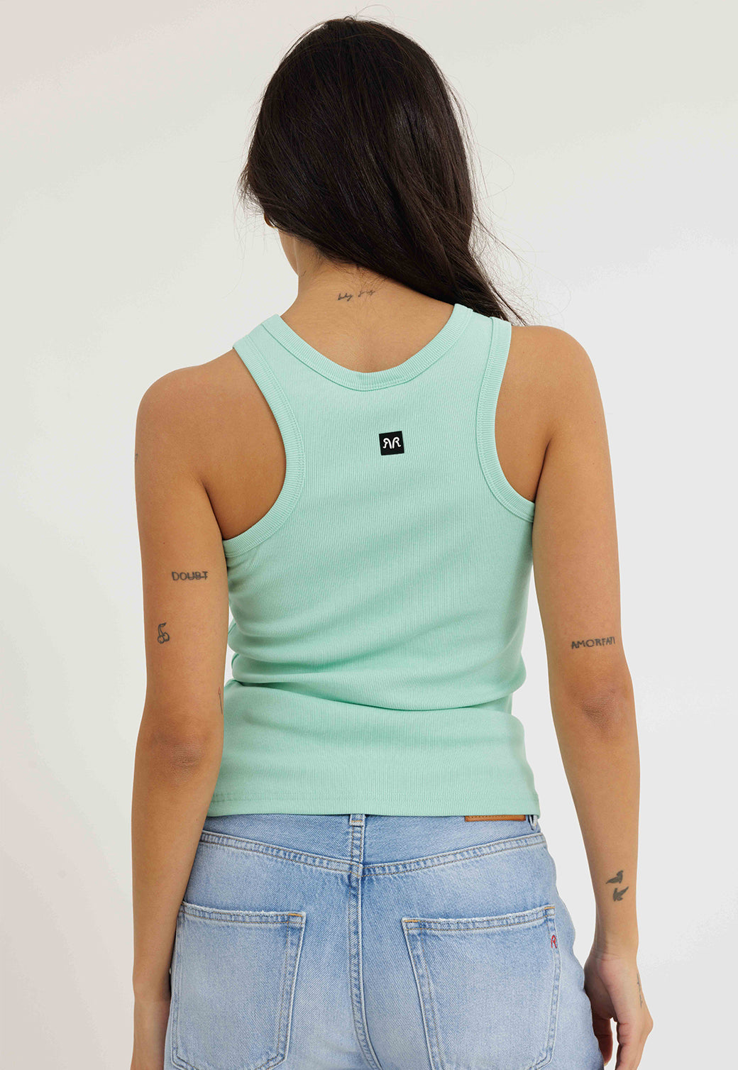 גופיית נשים בצבע טורקיז