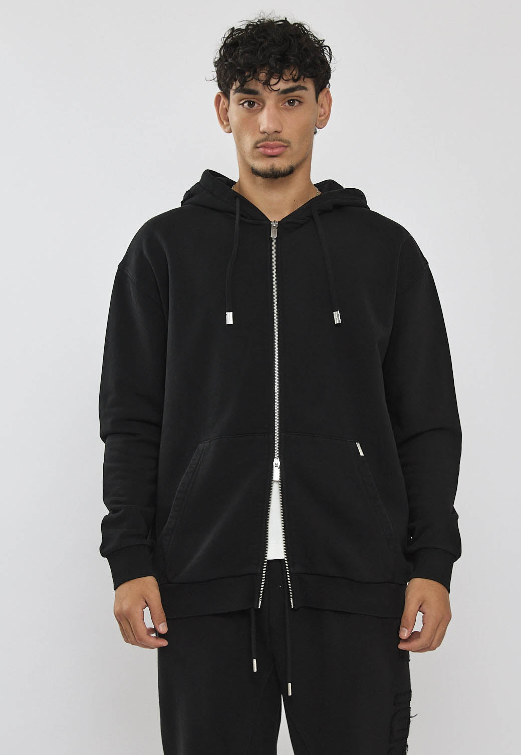 קפוצ’ון רוכסן לגברים בצבע שחור