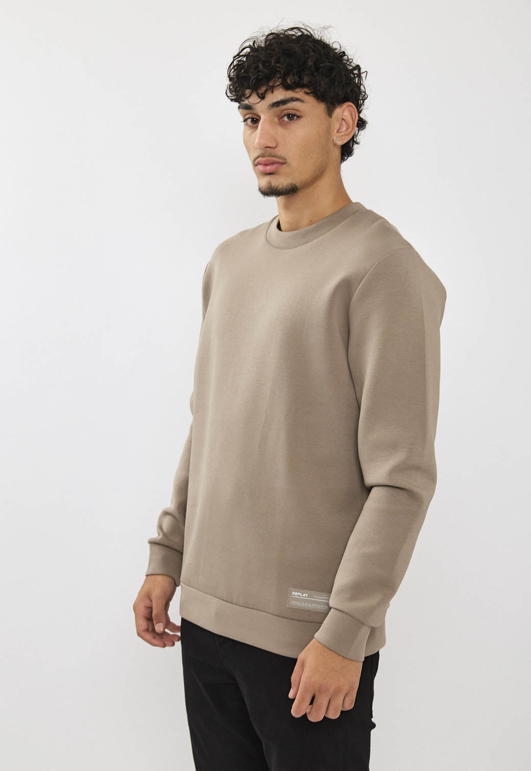 סווטשירט לגברים בצבע חום בהיר