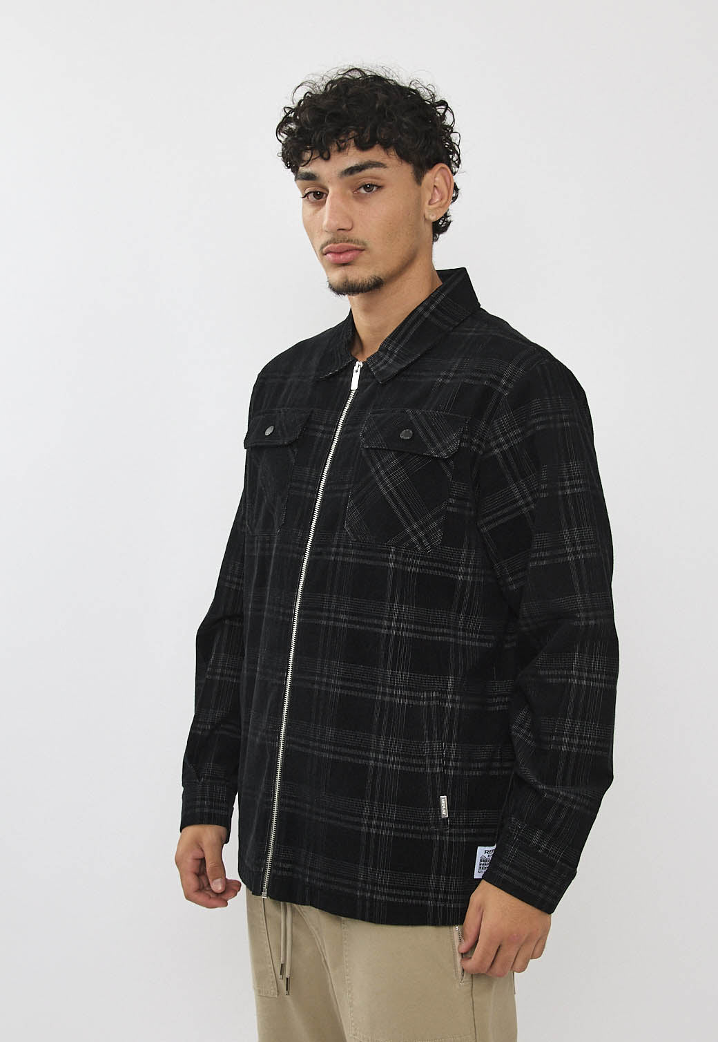 ג'קט קורדורוי לגברים בצבע שחור עם רוכסן