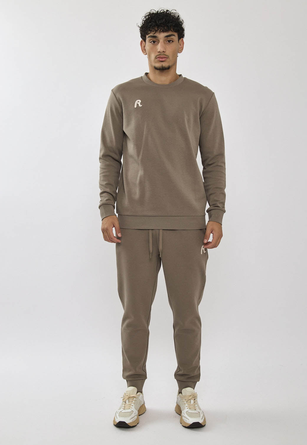 חליפת טרנינג שני חלקים ריפליי לגברים בצבע חום