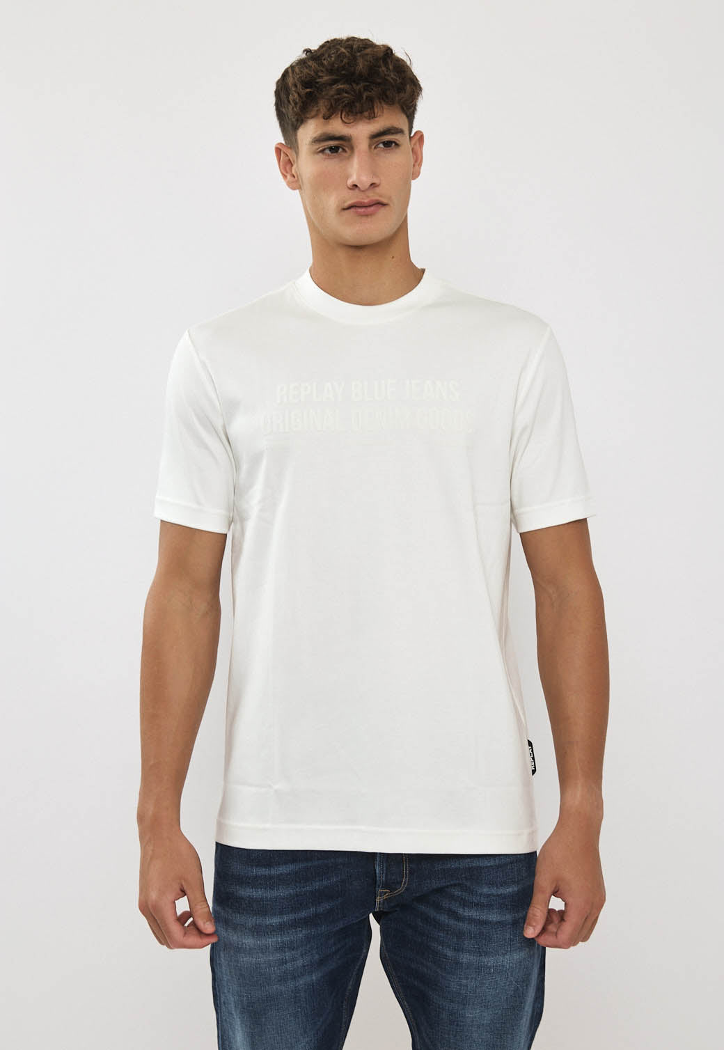 טי-שירט לגברים בצבע לבן עם הדפס