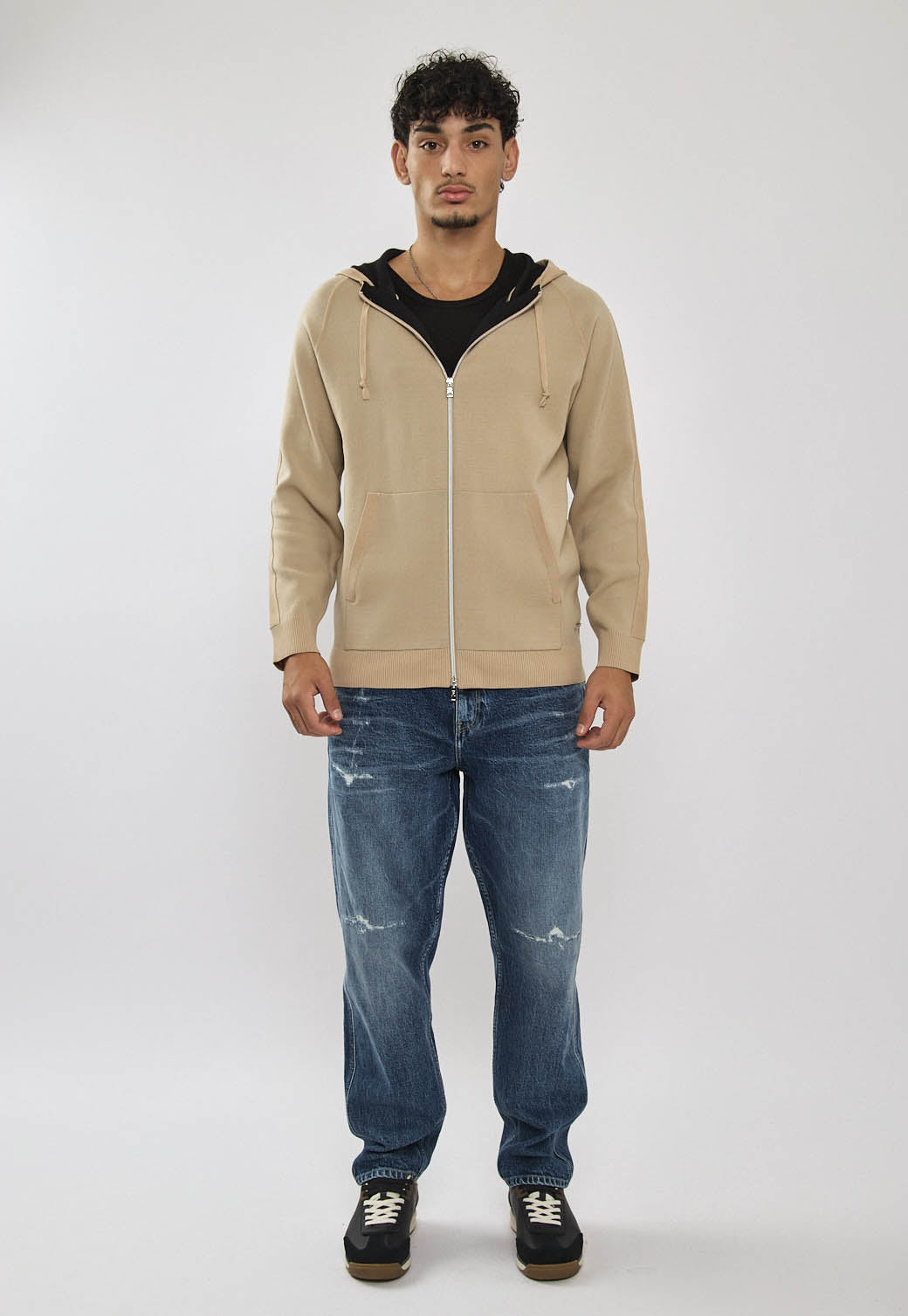 קפוצ'ון סרוג לגברים בצבע בז' עם רוכסן קדמי