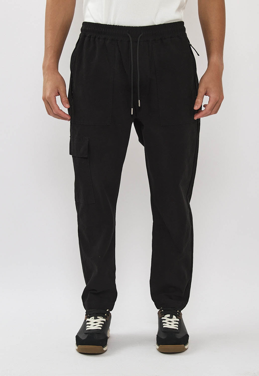 מכנסי טוויל לגברים בצבע שחור