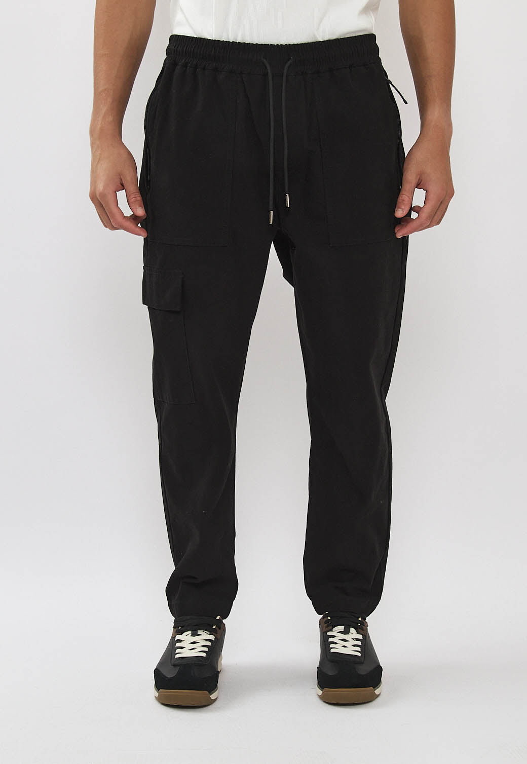 מכנסי טוויל לגברים בצבע שחור