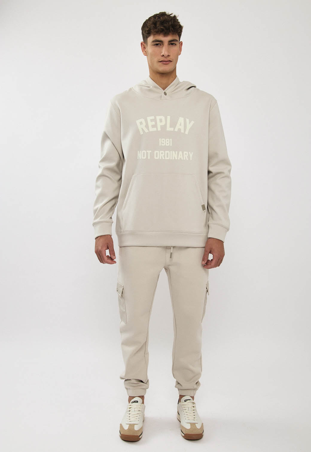 מכנסי ג׳וגר ולור לגברים בצבע חול