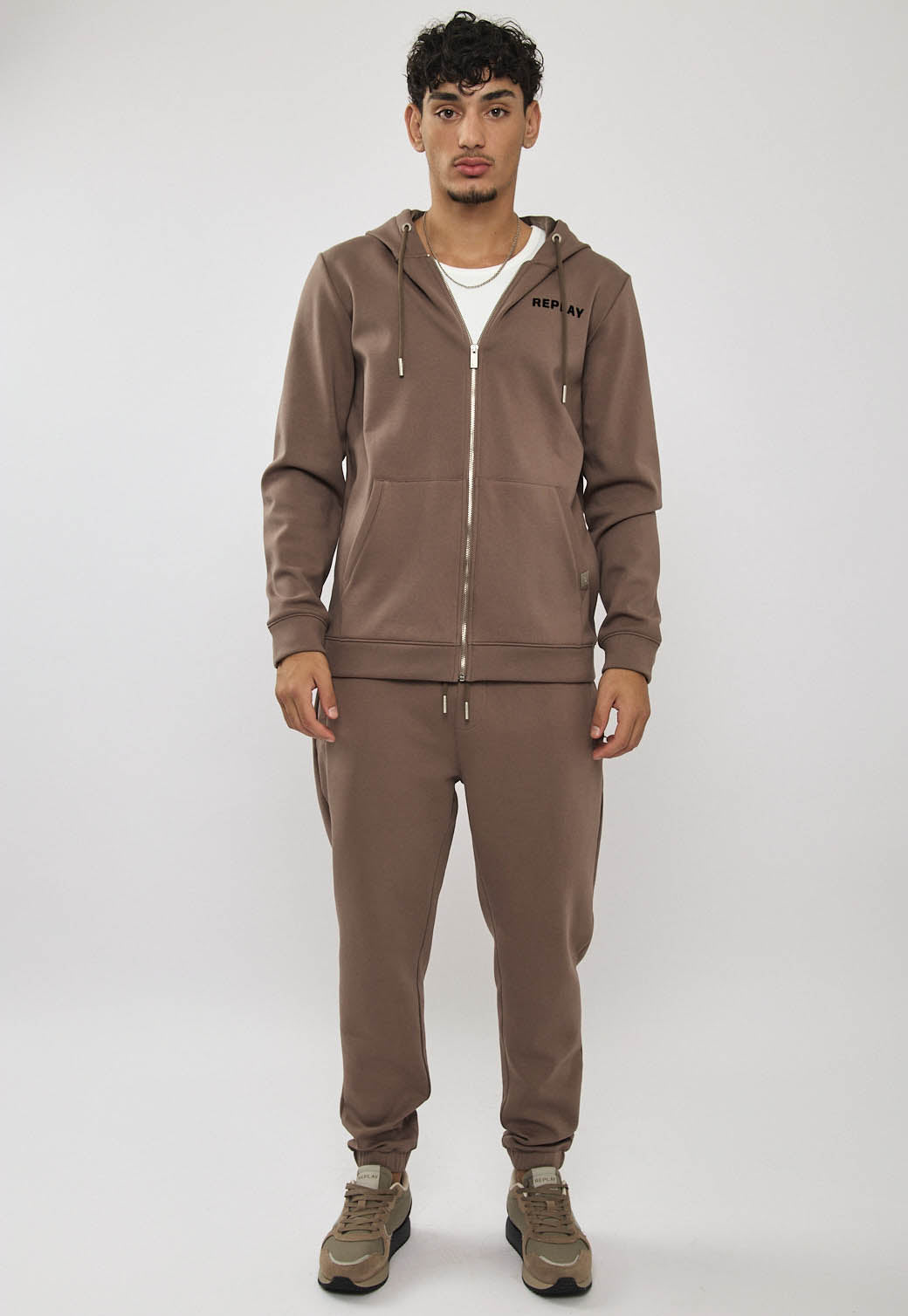 מכנסי טרנינג לגברים בצבע קאמל