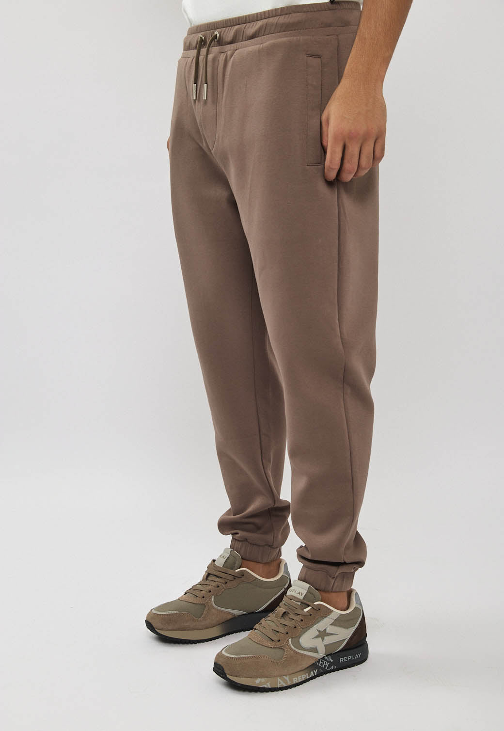 מכנסי טרנינג לגברים בצבע קאמל