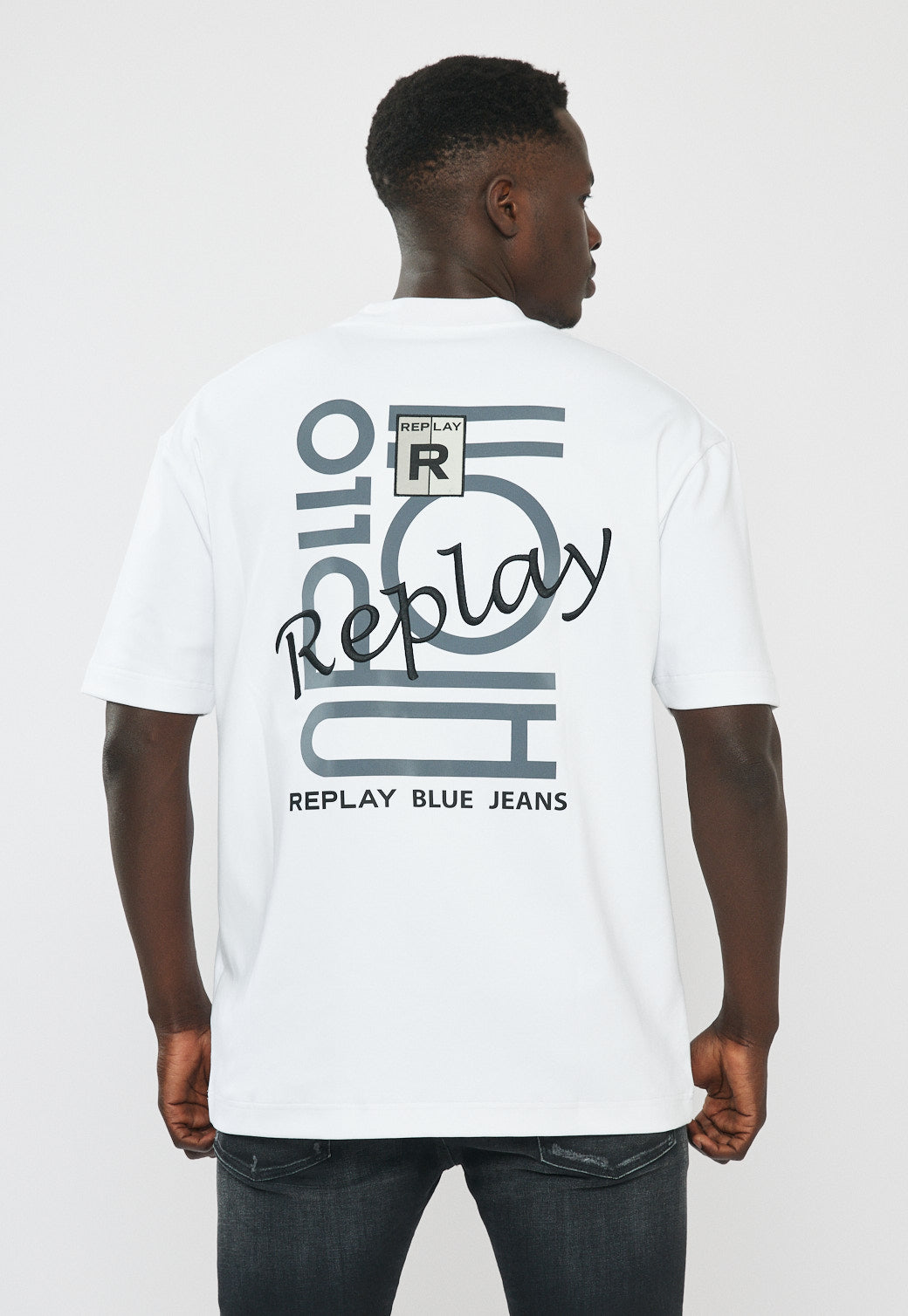 טי-שירט אוברסייז לגברים בצבע לבן הדפס בגב