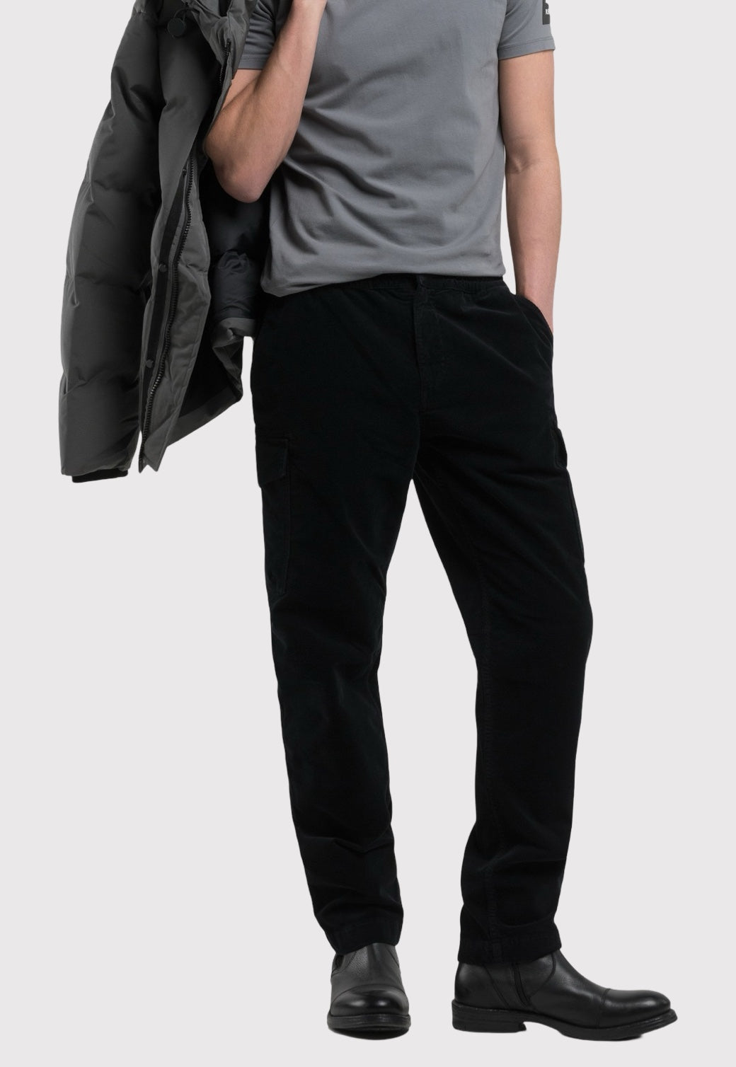 מכנסי קורדרוי בצבע שחור כהה לגברים