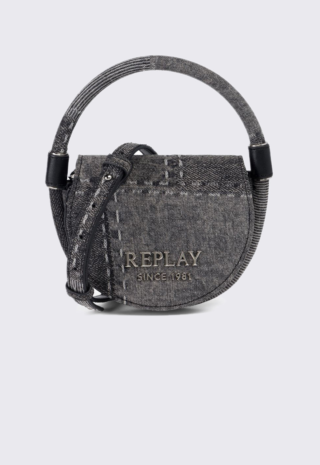 תיק יד לנשים לוגו קדמי מתכתי