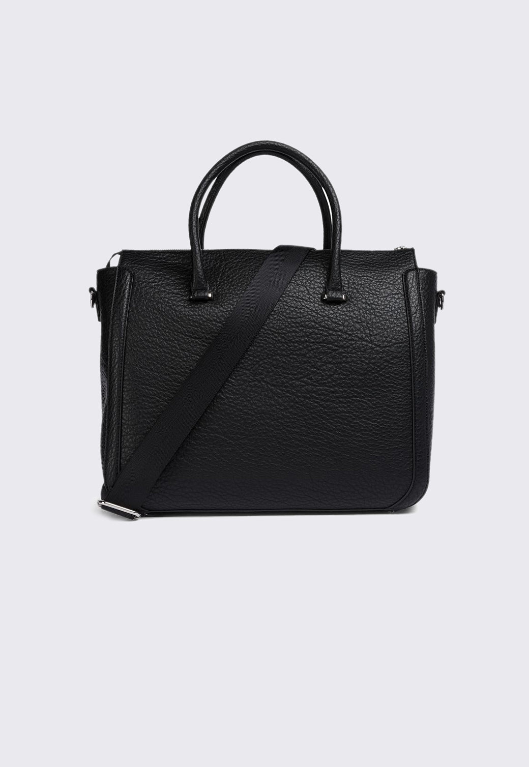 תיק יד לנשים בצבע שחור עם רצועת כתף