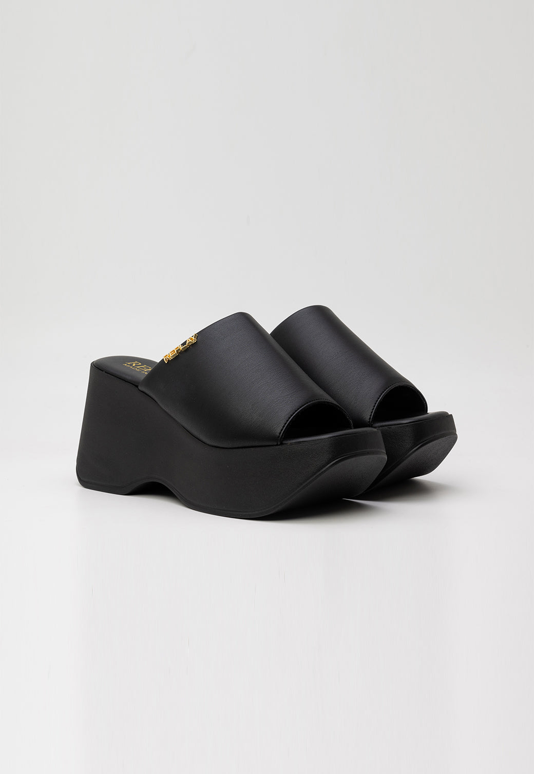 כפכפי פלטפורמה לנשים MALVA בצבע שחור