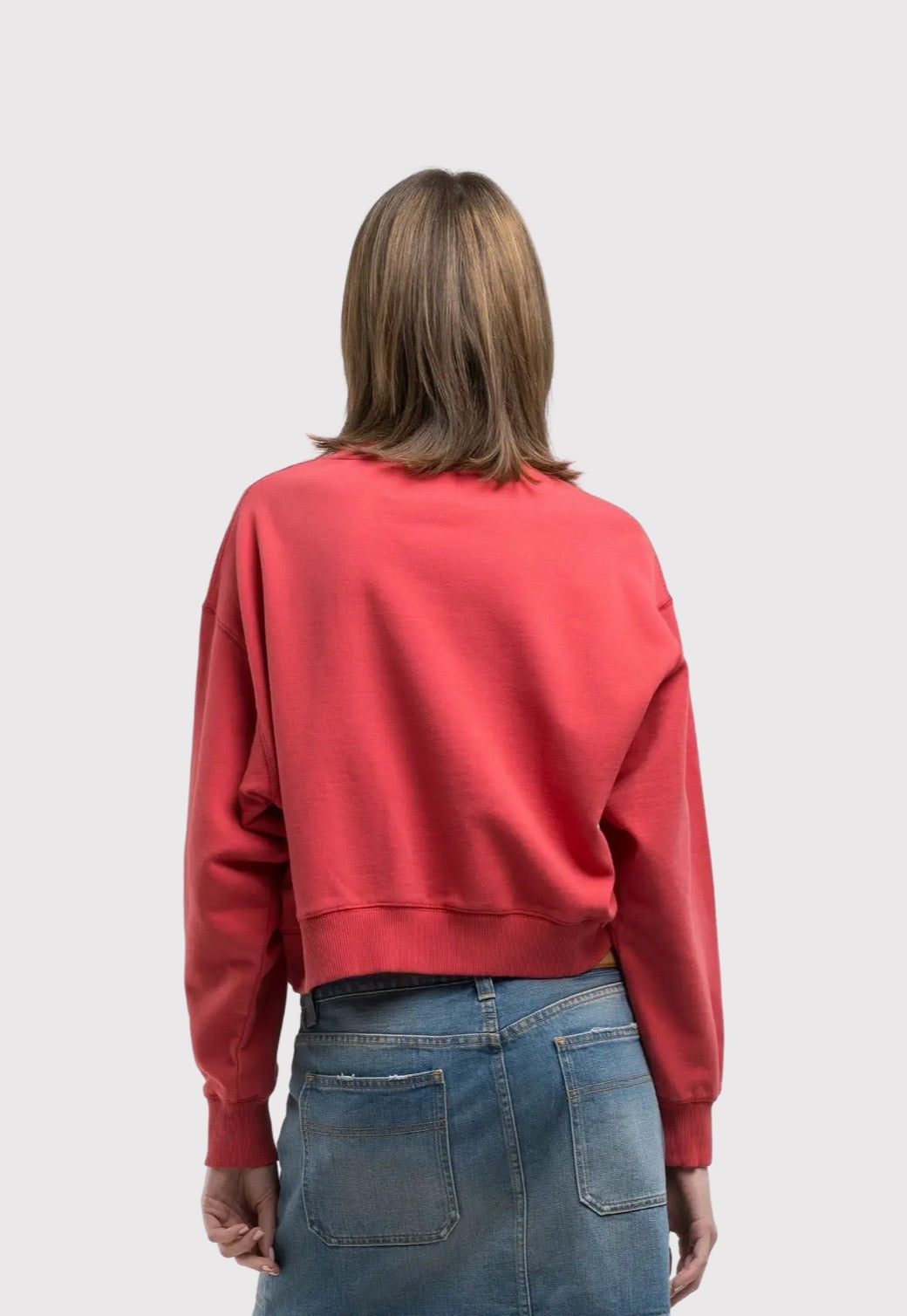 סווטשירט קצר לנשים בצבע אדום
