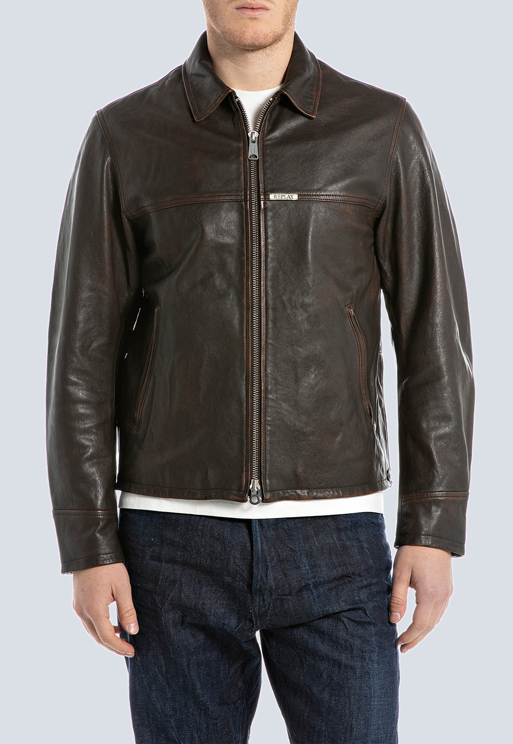 ג׳קט עור לגברים בגזרה משוחררת בצבע חום כהה