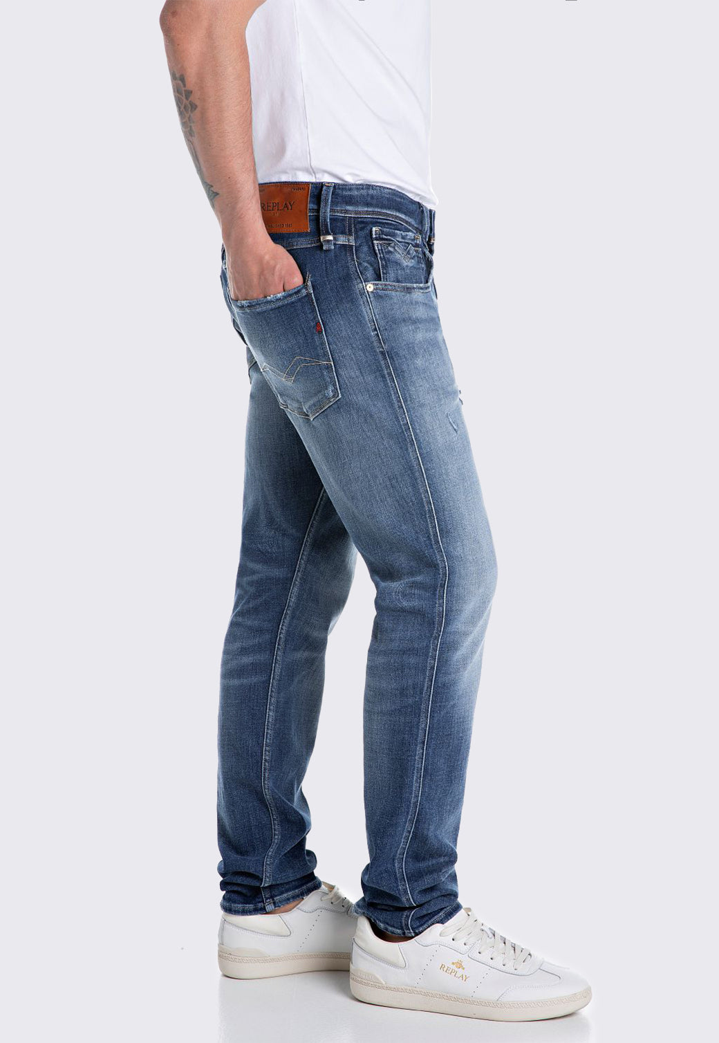 ג'ינס ANBASS בגזרת סלים פיט עם שטיפה מודגשת לגברים