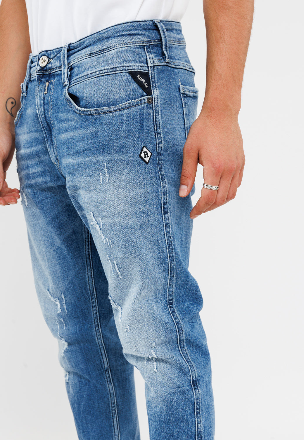 ג'ינס Slim Fit BRONNY עם שפשופים וקרעים גברים