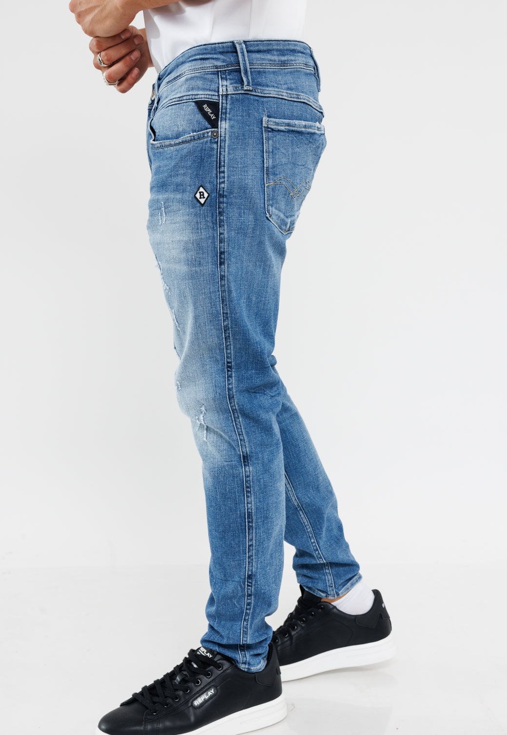 ג'ינס Slim Fit BRONNY עם שפשופים וקרעים גברים