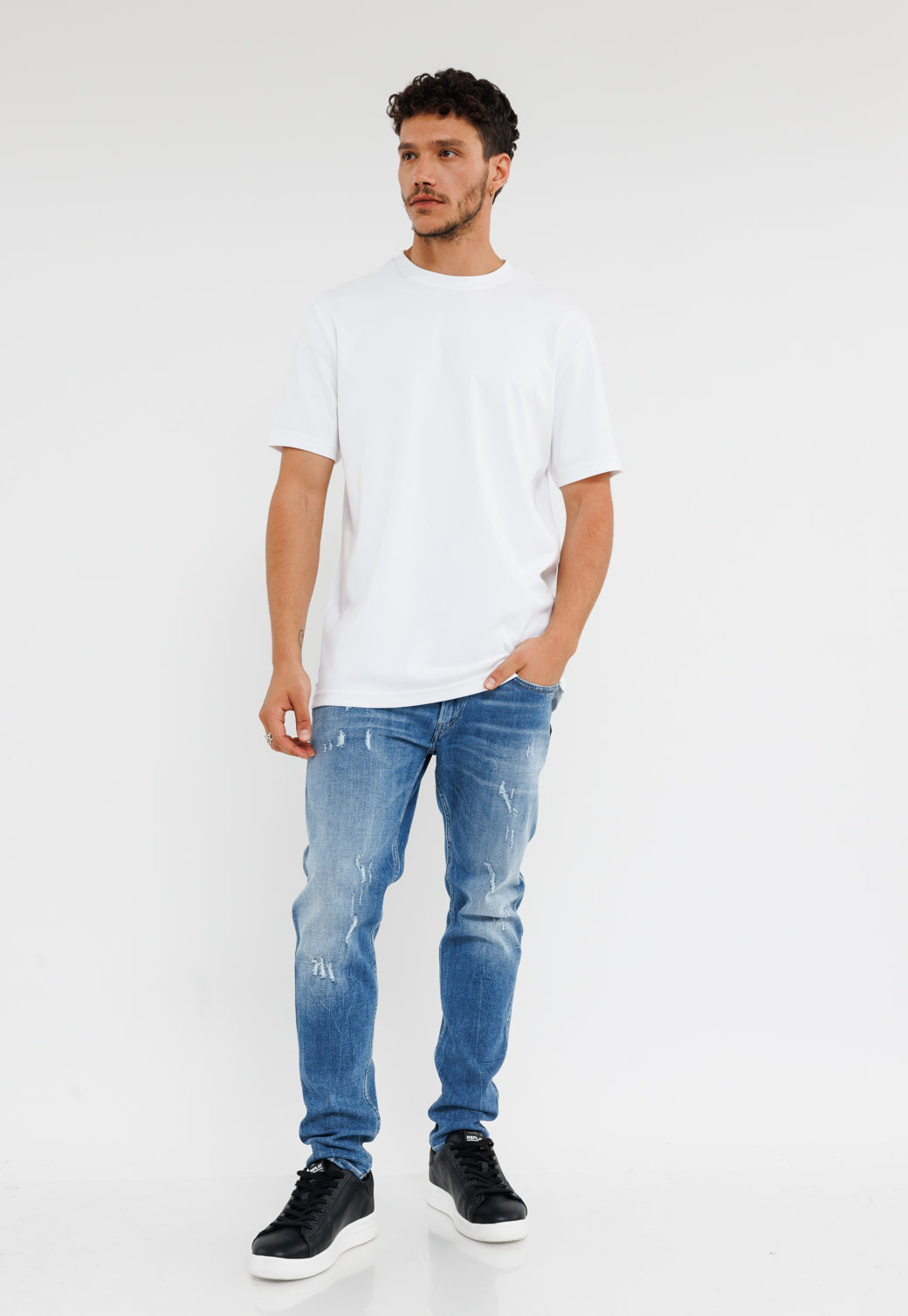 ג'ינס Slim Fit BRONNY עם שפשופים וקרעים גברים