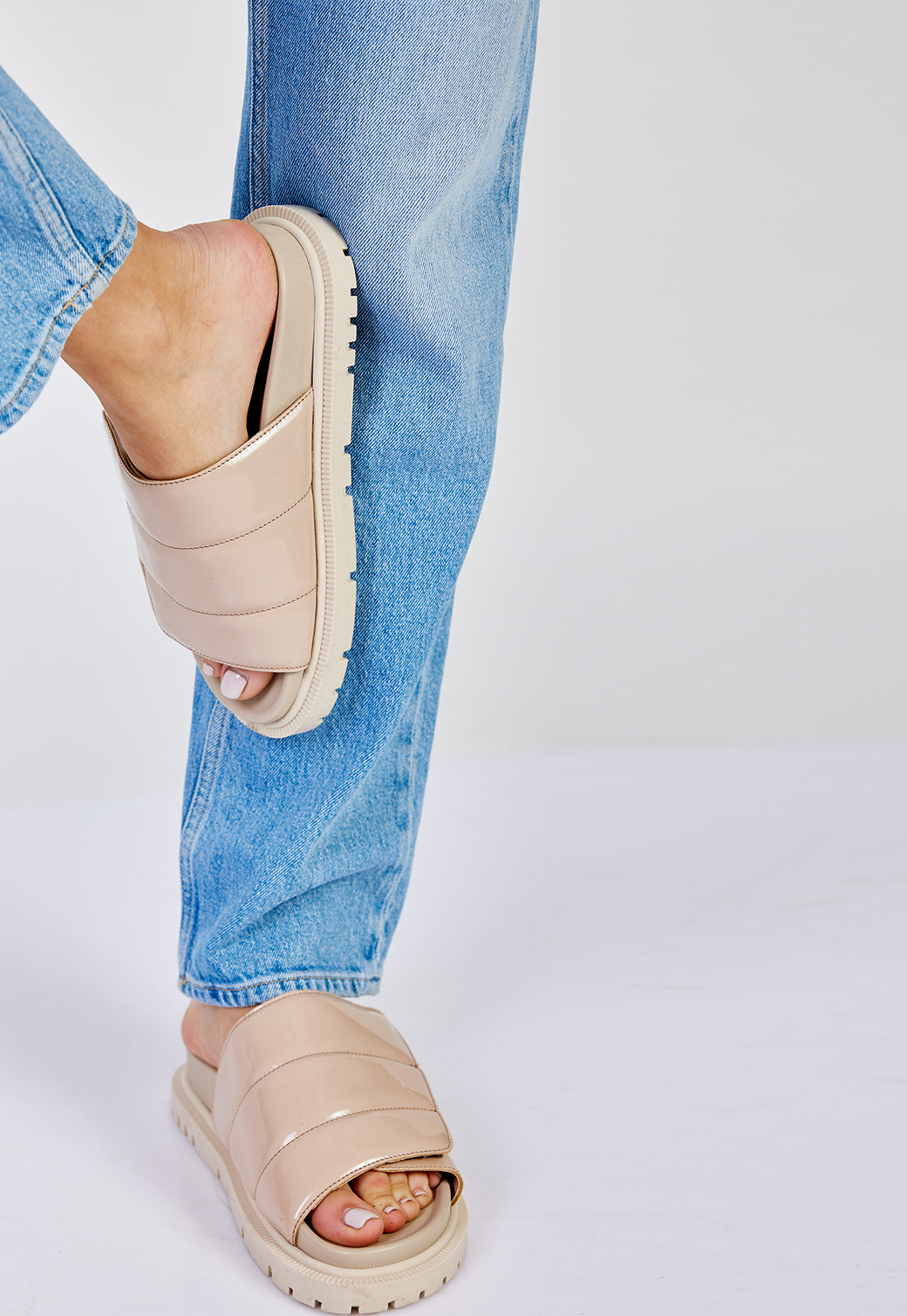 קבקבים Hola נשים