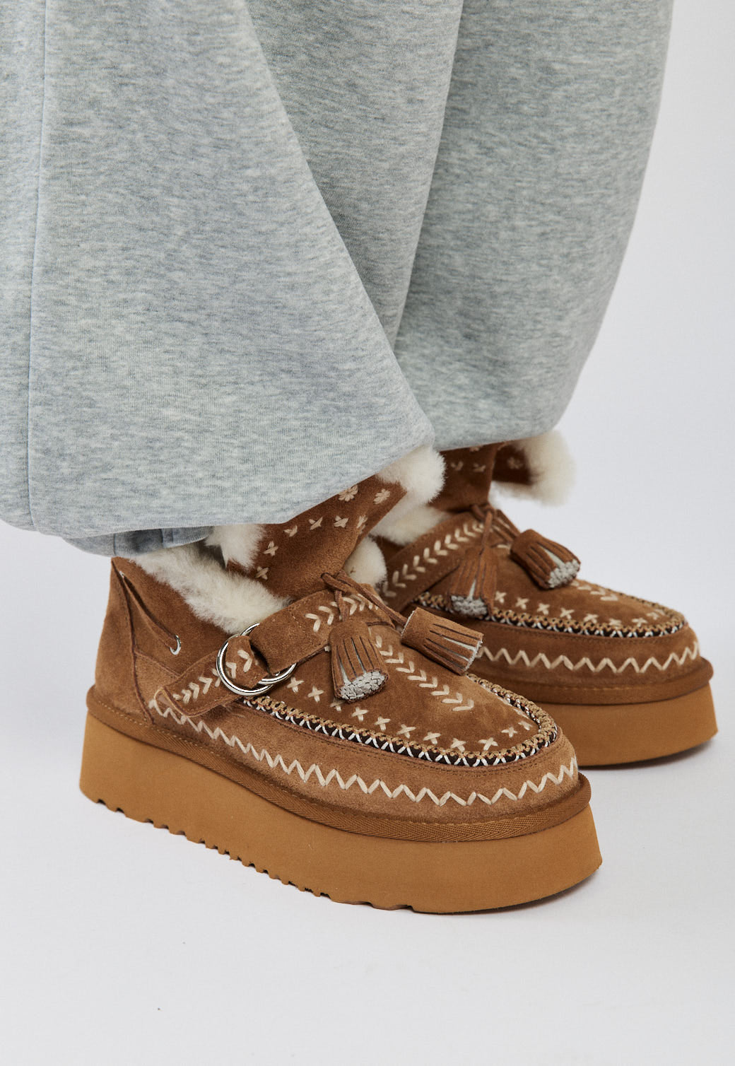 מגפוני זמש לנשים Cozy בצבע קאמל עם בטנה מחממת